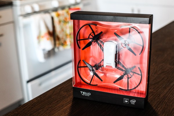 DJI Tello Kutu İçeriği DJI Tello Kutu İçeriği